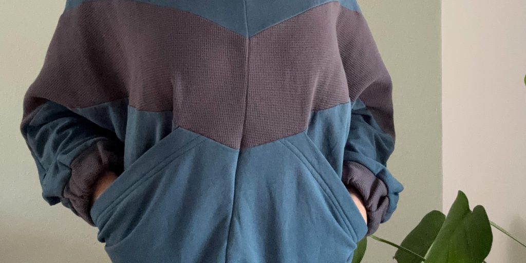 Titelbild Rava Sweater von Notches pattern