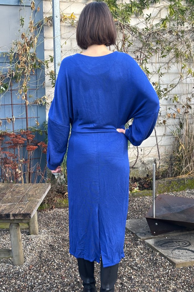 Das Weihnachtskleid von hinten