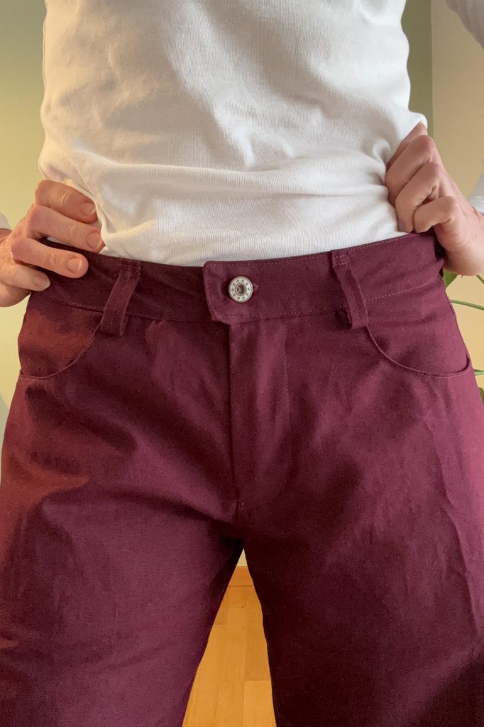 Frontansicht mit dem verkorksten Bund...